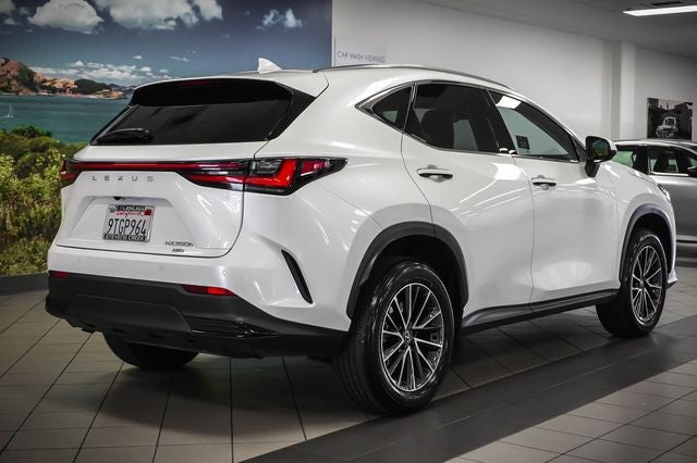 2025 Lexus NX 350h Premium
