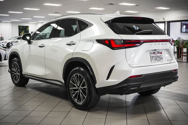 2025 Lexus NX 350h Premium