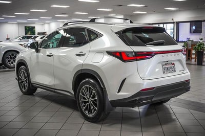 2025 Lexus NX 350h Premium