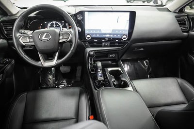 2025 Lexus NX 350h Premium