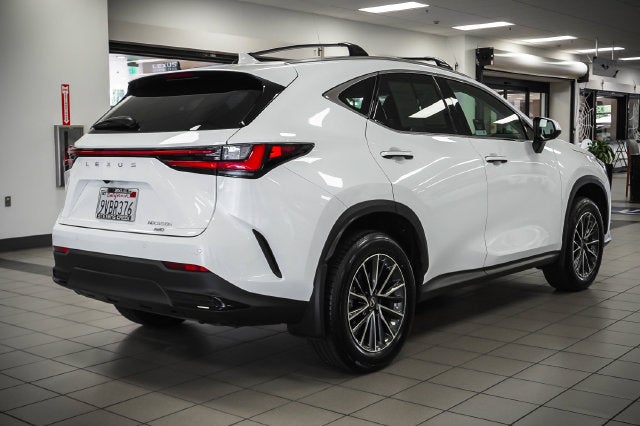 2026 Lexus NX 350h Premium