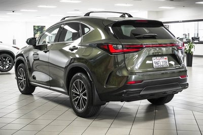 2025 Lexus NX 350h Premium
