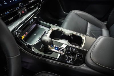 2025 Lexus NX 450h+ Luxury