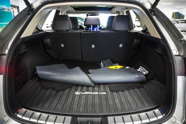 2025 Lexus NX 450h+ Luxury