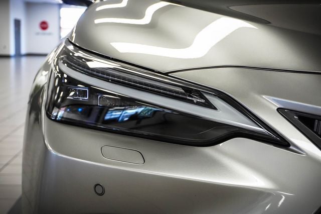 2025 Lexus NX 450h+ Luxury