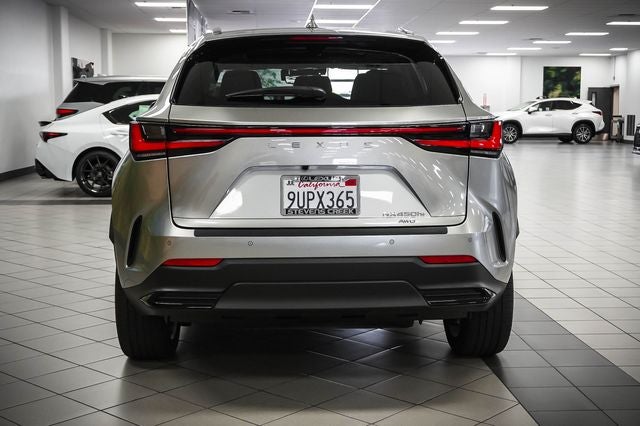 2025 Lexus NX 450h+ Luxury