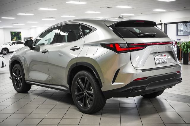 2025 Lexus NX 450h+ Luxury
