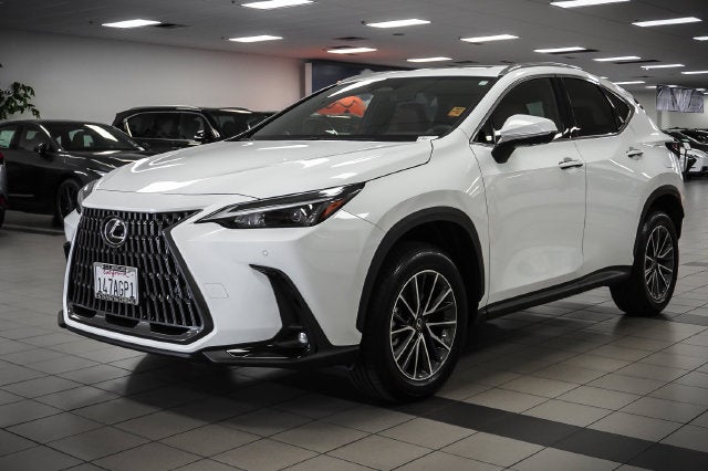 2026 Lexus NX 450h+ Premium