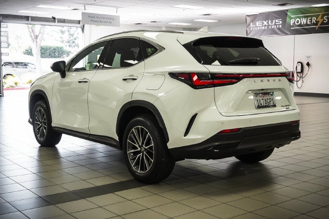 2026 Lexus NX 450h+ Premium