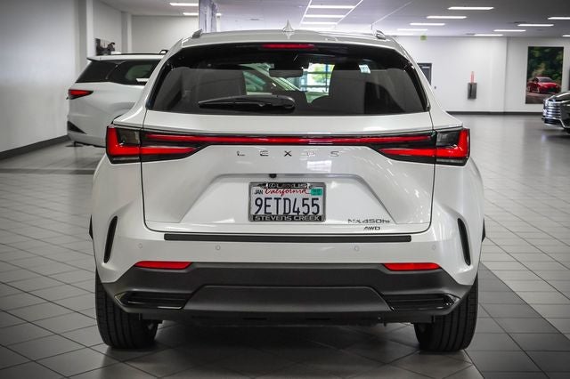 2023 Lexus NX 450h+ Luxury