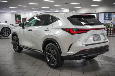 2023 Lexus NX 450h+ Luxury