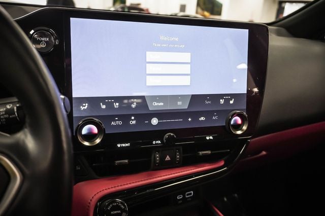 2024 Lexus NX 450h+ Luxury