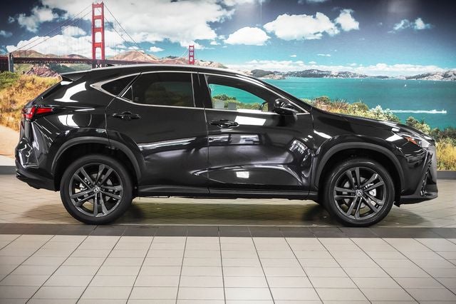 2024 Lexus NX 450h+ Luxury