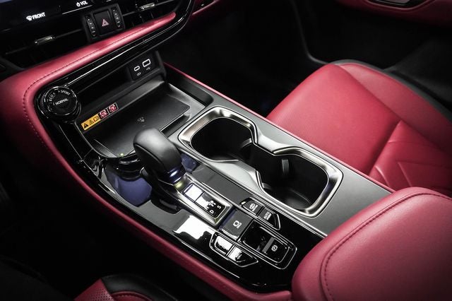 2025 Lexus NX 450h+ Luxury