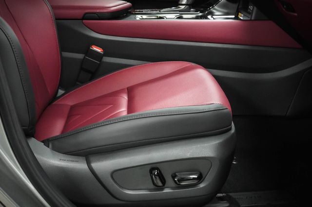 2025 Lexus NX 450h+ Luxury