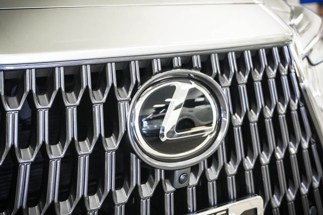 2025 Lexus NX 450h+ Luxury