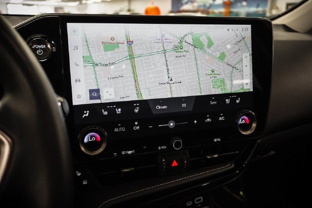 2026 Lexus NX 450h+ Luxury