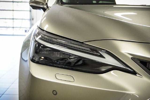 2026 Lexus NX 450h+ Luxury
