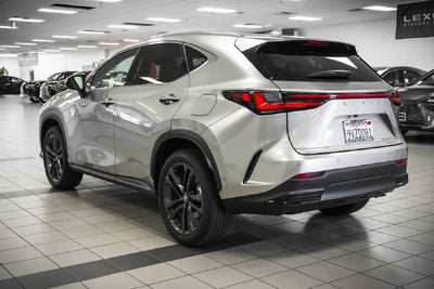 2026 Lexus NX 450h+ Luxury