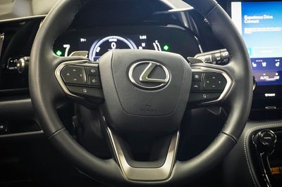 2025 Lexus NX 450h+ Luxury