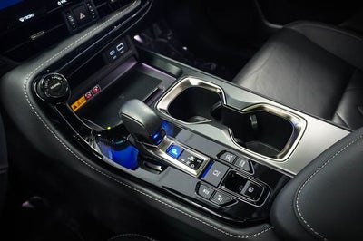 2025 Lexus NX 450h+ Luxury