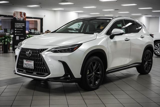 2025 Lexus NX 450h+ Luxury