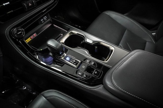 2025 Lexus NX 450h+ Luxury