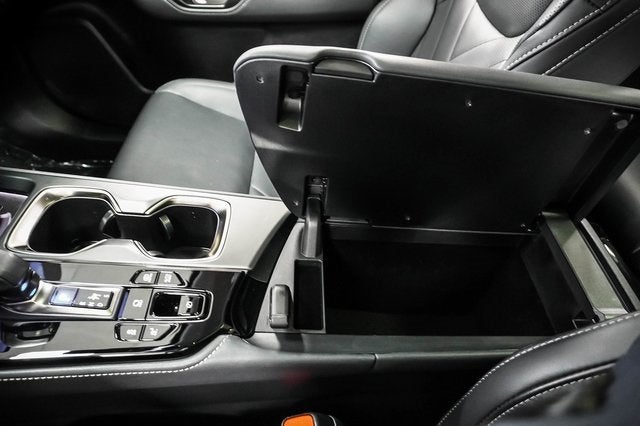 2025 Lexus NX 450h+ Luxury