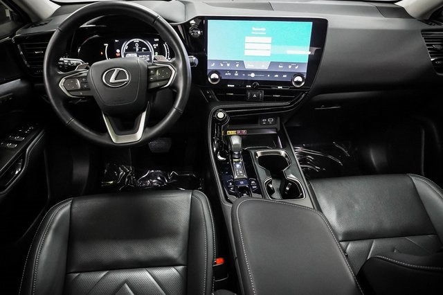 2025 Lexus NX 450h+ Luxury