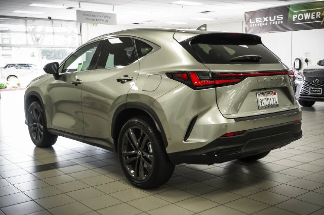 2026 Lexus NX 450h+ Luxury