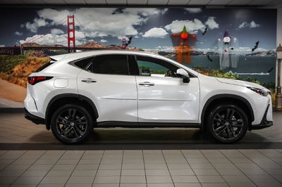 2023 Lexus NX 450h+ Luxury