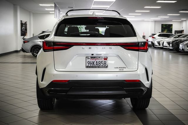 2024 Lexus NX 450h+ Luxury