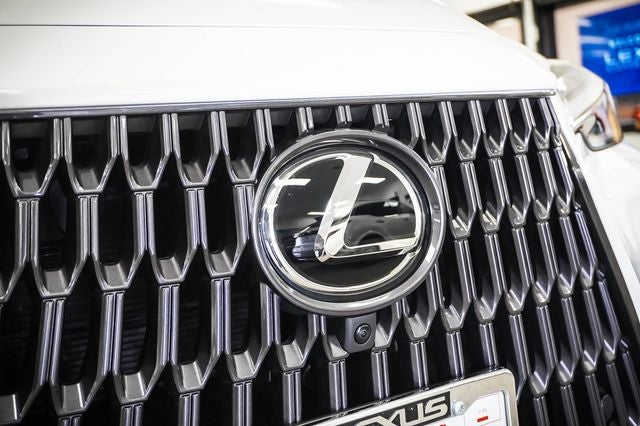 2025 Lexus NX 450h+ Luxury