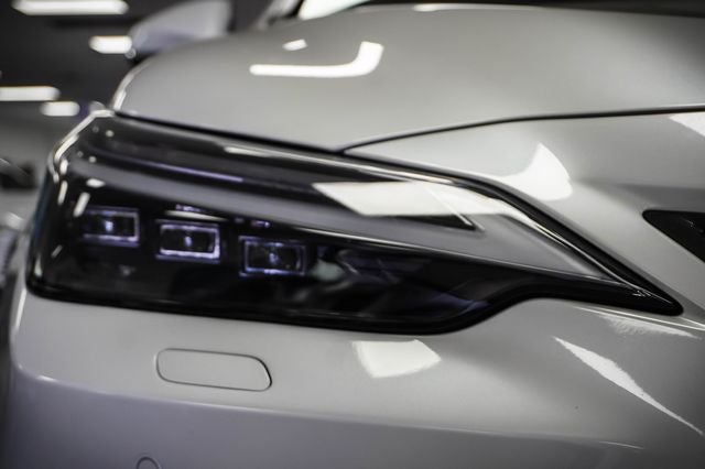 2025 Lexus NX 450h+ Luxury