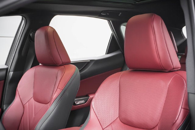 2026 Lexus NX 450h+ Luxury