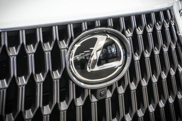2026 Lexus NX 450h+ Luxury