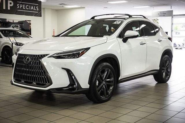 2026 Lexus NX 450h+ Luxury