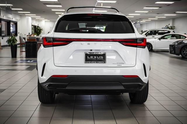 2026 Lexus NX 450h+ Luxury