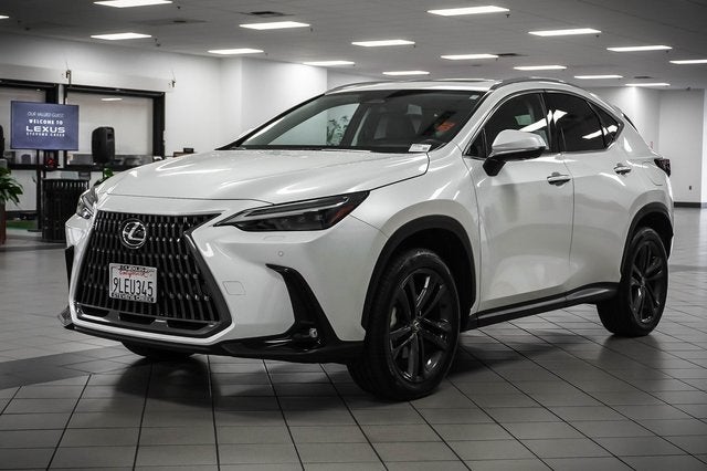 2024 Lexus NX 450h+ Luxury