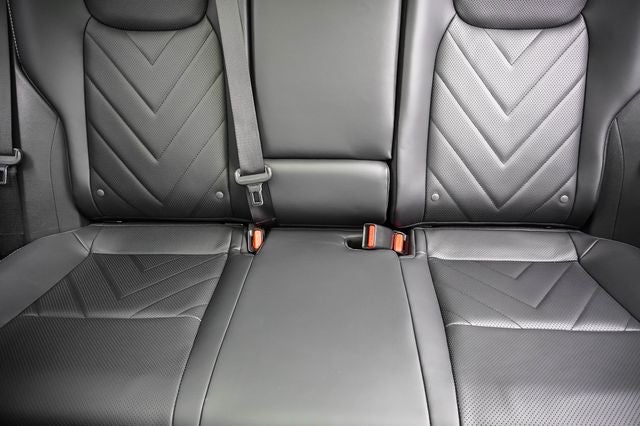 2025 Lexus NX 450h+ Luxury