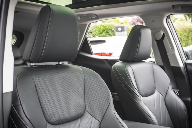 2025 Lexus NX 450h+ Luxury