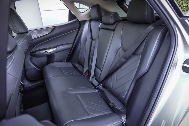 2025 Lexus NX 450h+ Luxury