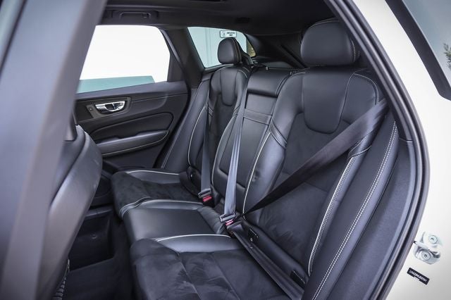 2018 Volvo XC60 T6 R-Design
