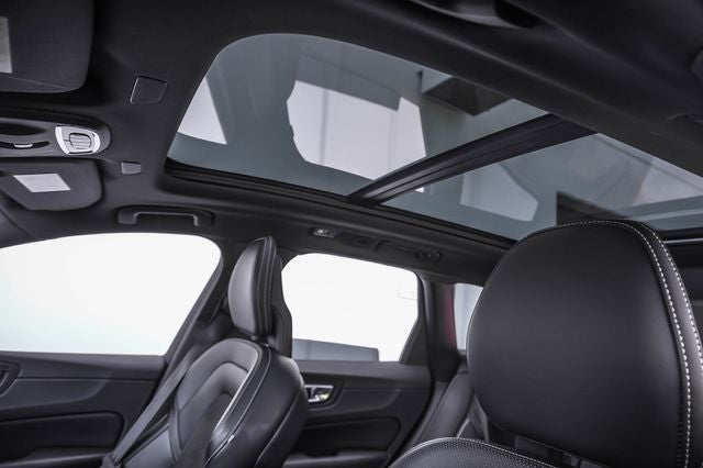 2018 Volvo XC60 T6 R-Design