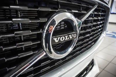 2018 Volvo XC60 T6 R-Design