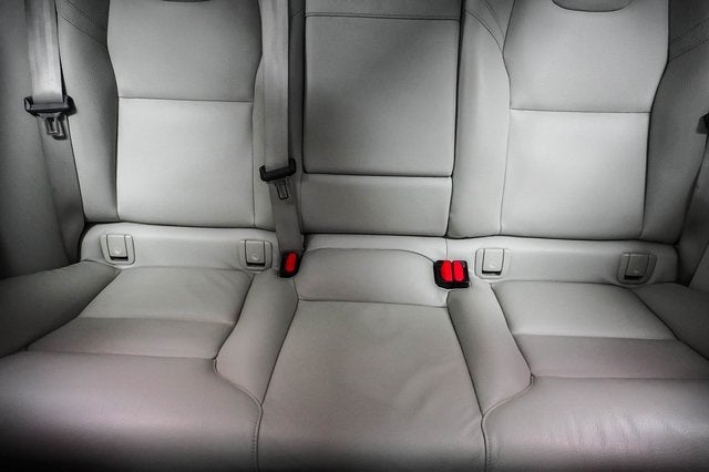 2019 Volvo XC60 Hybrid T8 Momentum