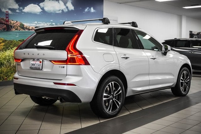 2019 Volvo XC60 Hybrid T8 Momentum
