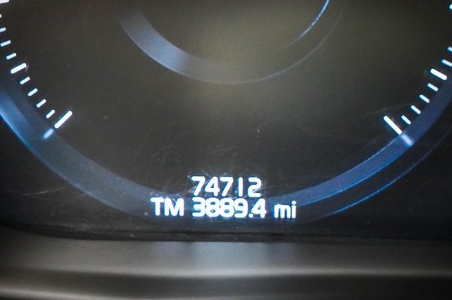 2019 Volvo XC60 Hybrid T8 Momentum