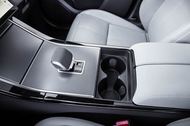 2024 Land Rover Range Rover Velar Dynamic SE