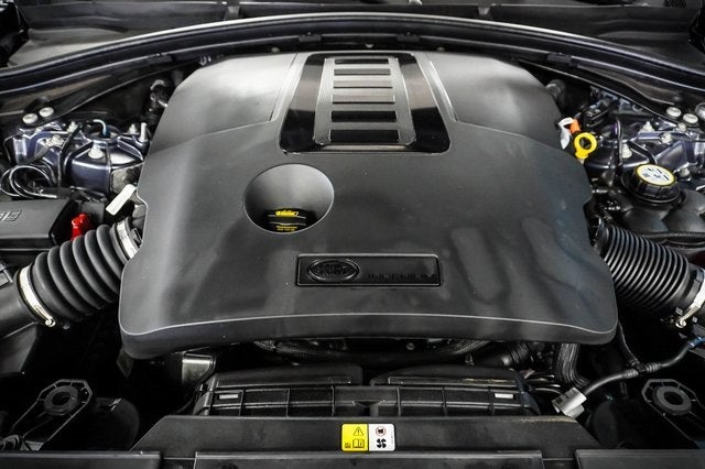 2024 Land Rover Range Rover Velar Dynamic SE